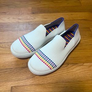 Rothy’s The Kids Sneaker White Rainbow Size 3